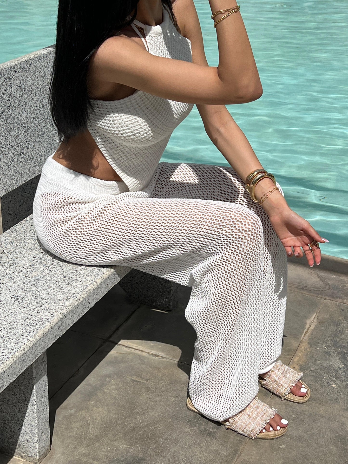 Knit Top reverse V shape (White)