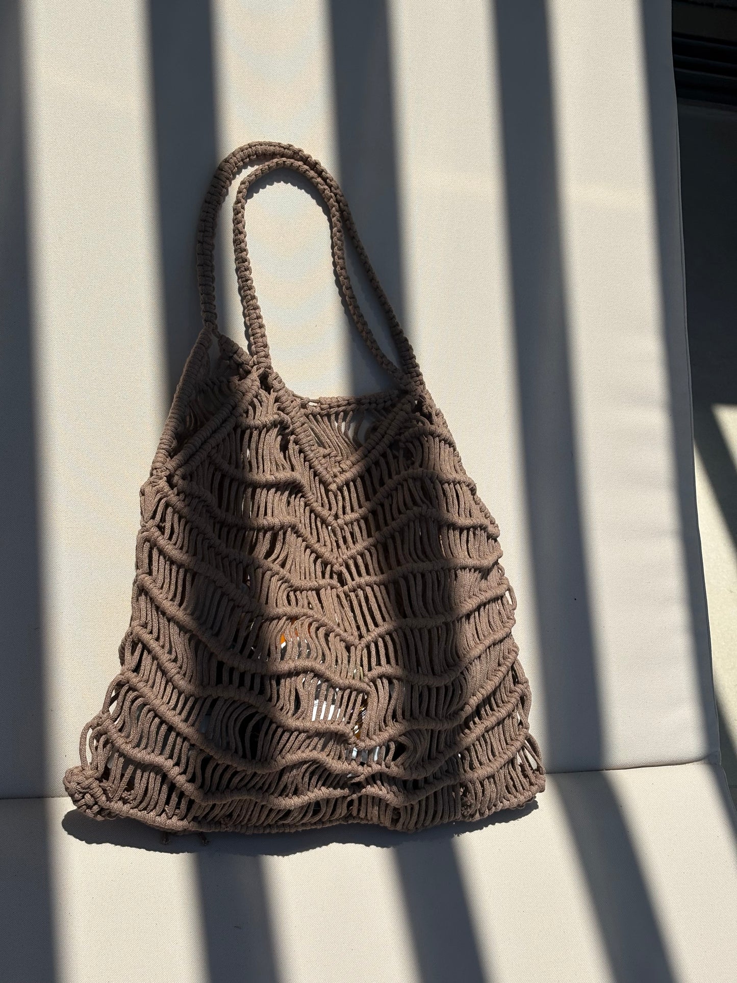 Brown waves bag