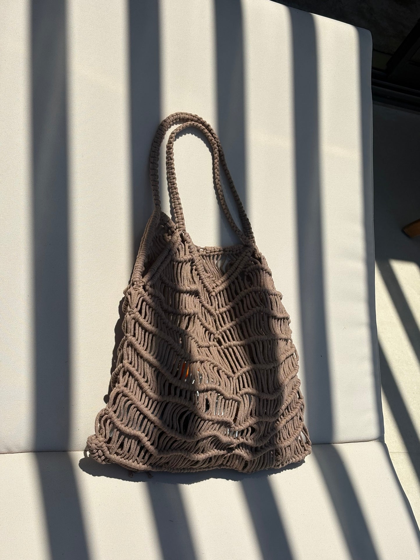 Brown waves bag
